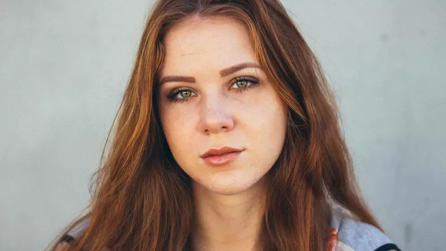 Headshot of a woman